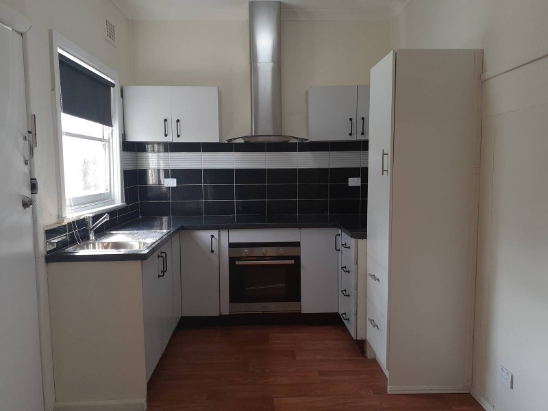 42 Portia Road, Toongabbie NSW 2146