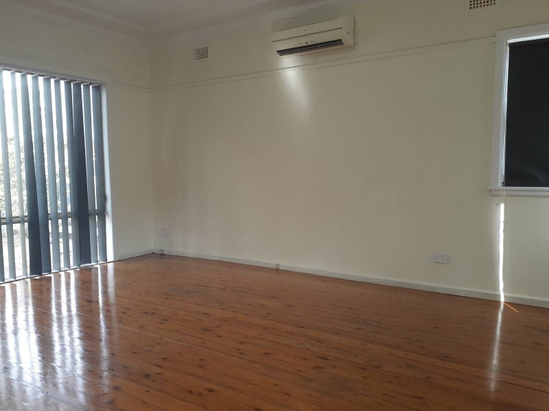 42 Portia Road, Toongabbie NSW 2146