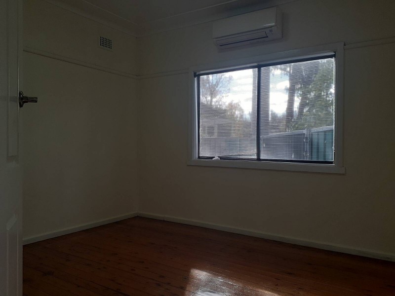 42 Portia Road, Toongabbie NSW 2146