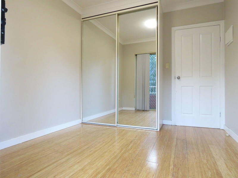 9/211-215 Dunmore Street, Wentworthville NSW 2145