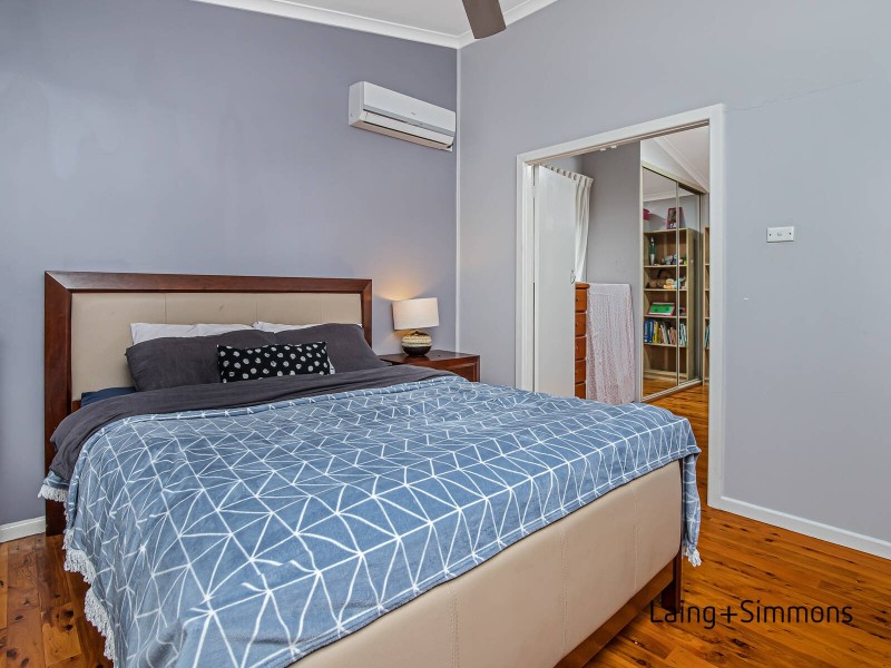 11 Cosimo Street, Toongabbie NSW 2146