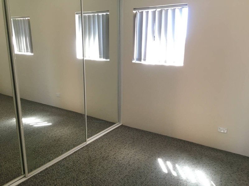 11/335 Blaxcell Street, Granville NSW 2142