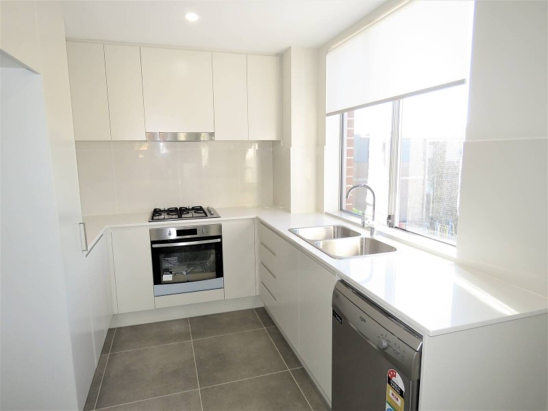 2/21 Priddle Street, Westmead NSW 2145