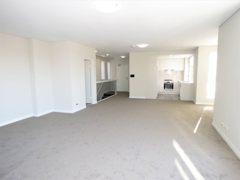 2/21 Priddle Street, Westmead NSW 2145