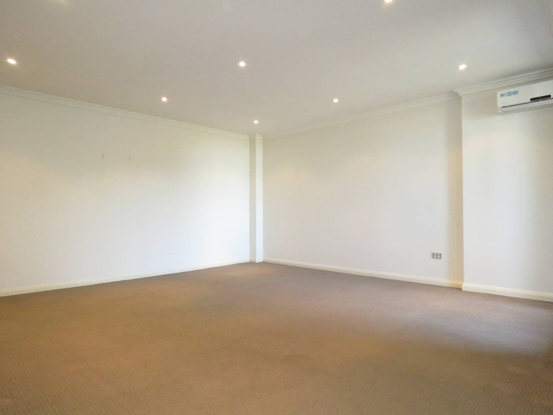 53/108 James Ruse Drive, Rosehill NSW 2142