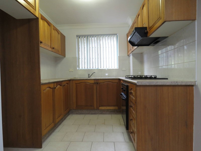 1/249 Dunmore Street, Pendle Hill NSW 2145