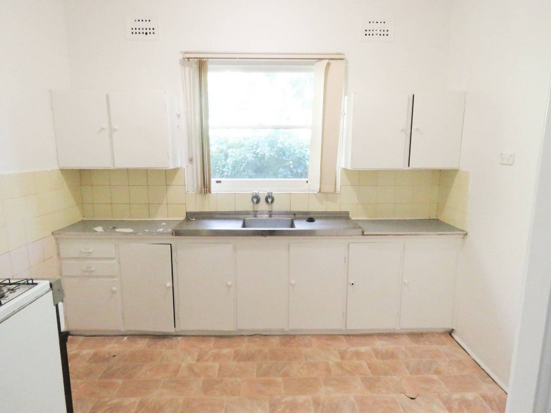 41 Houison Street, Westmead NSW 2145