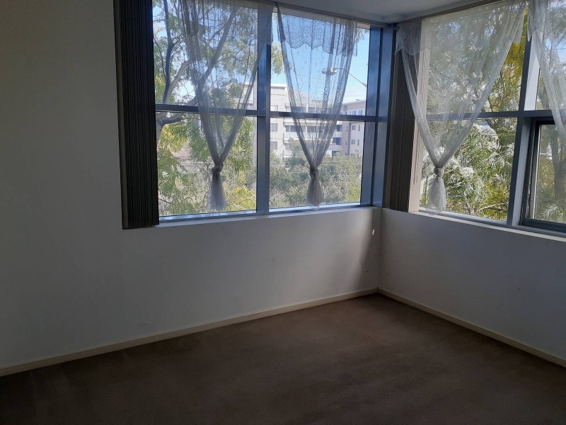 2/2A-6 Lydbrook Street, Westmead NSW 2145