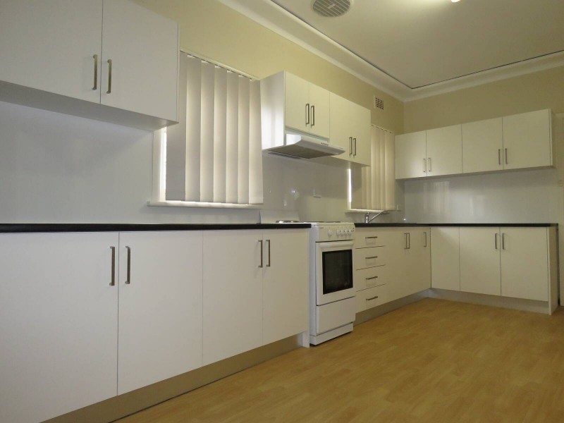 8 Dawes Street, Wentworthville NSW 2145
