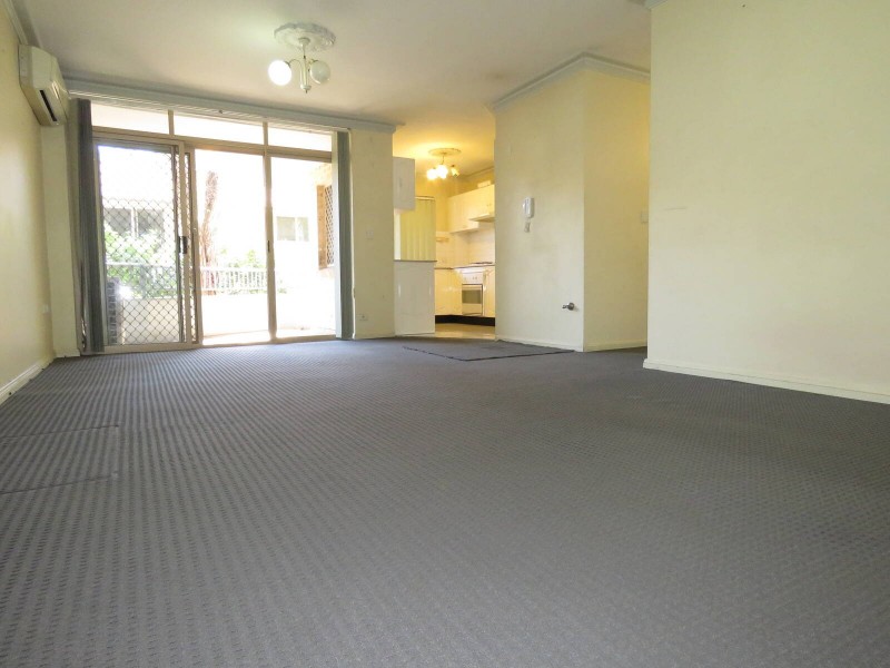 22/261 Dunmore Street, Pendle Hill NSW 2145