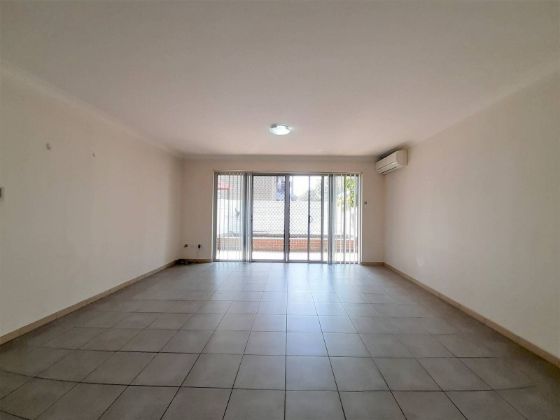 2/49-53 Wentworth Avenue, Wentworthville NSW 2145