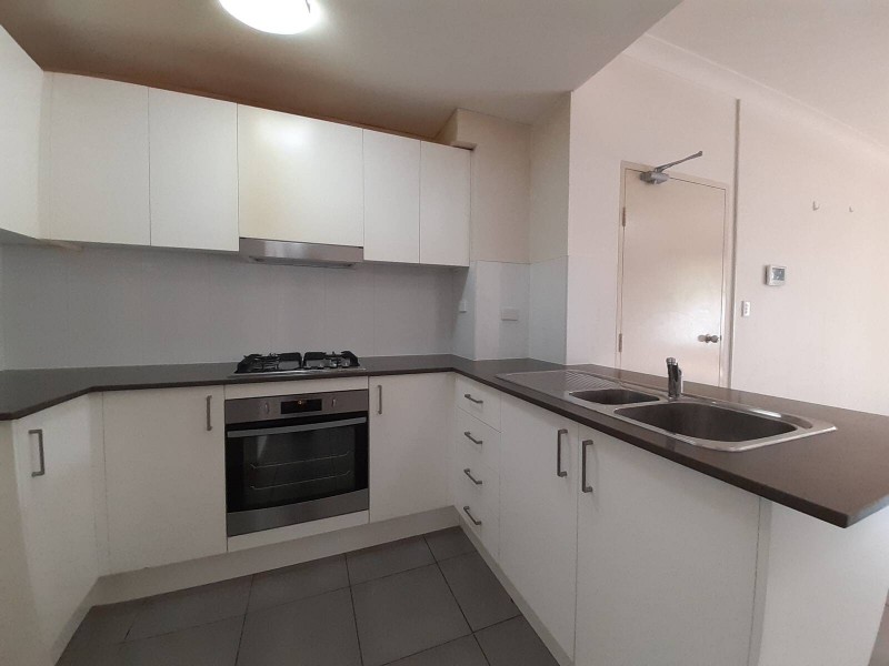 2/49-53 Wentworth Avenue, Wentworthville NSW 2145