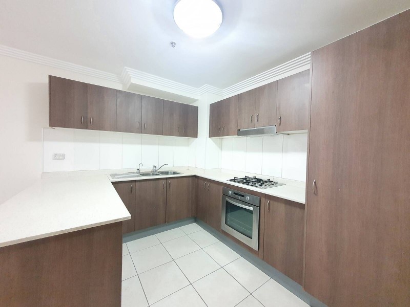 1107/91B  Bridge Road, Westmead NSW 2145