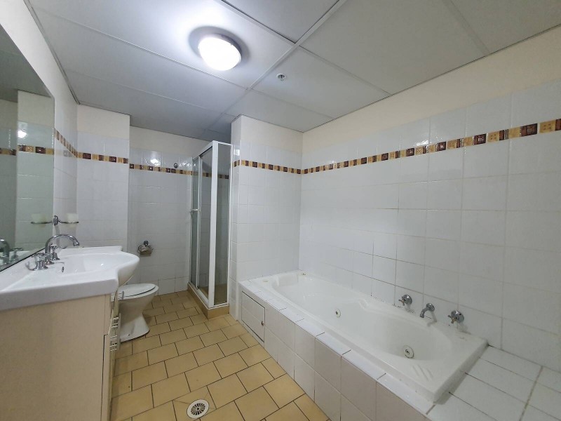 1107/91B  Bridge Road, Westmead NSW 2145