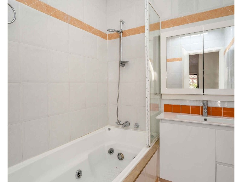 30 Caloola Road, Constitution Hill NSW 2145