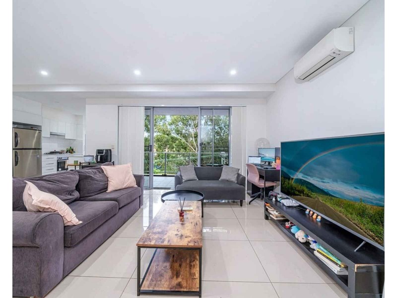 208/11-13 Junia Avenue, Toongabbie NSW 2146