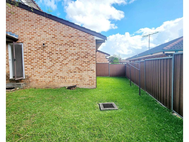 5/15 Wyena Road, Pendle Hill NSW 2145