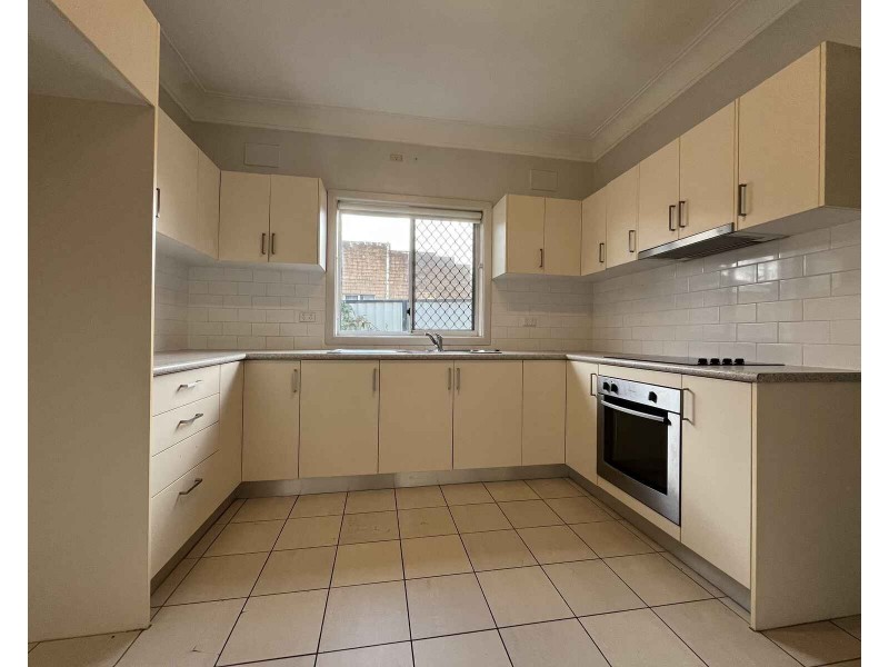 91 Pendle Way, Pendle Hill NSW 2145