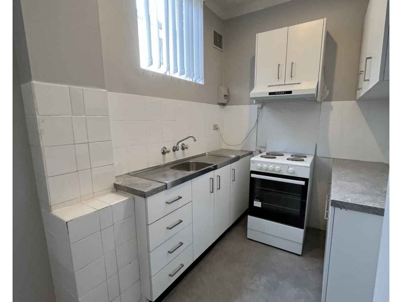 3/30 Paton Street, Merrylands NSW 2160