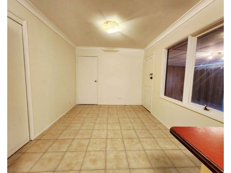 5 Pamela Place, Girraween NSW 2145