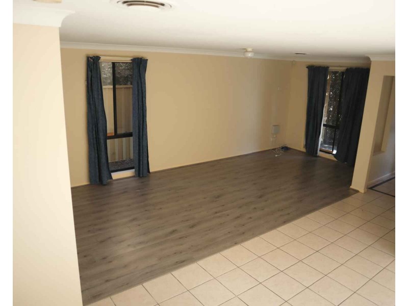 8  Woodfull Court, Rouse Hill NSW 2155