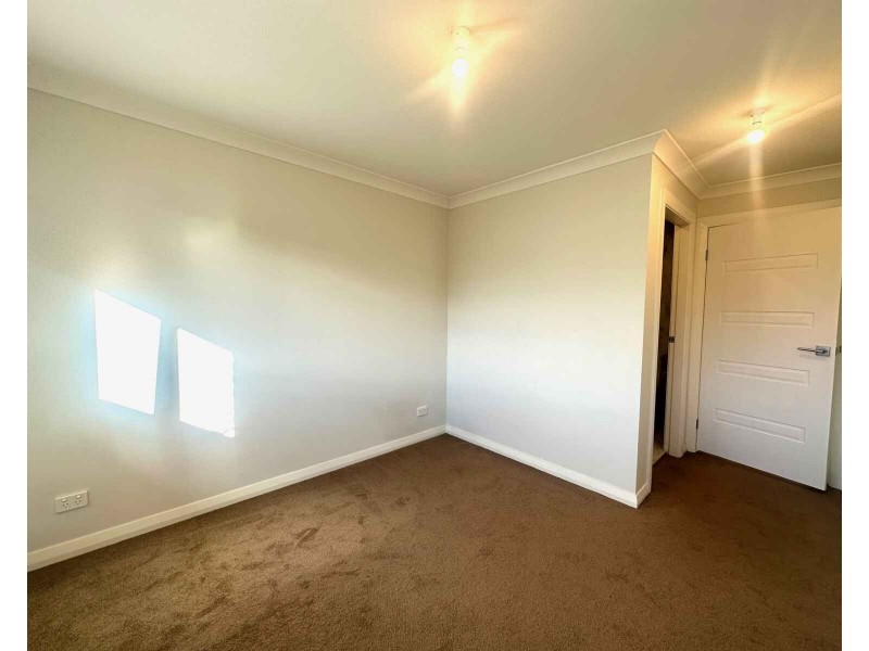 33A Hawksview Street, Merrylands NSW 2160