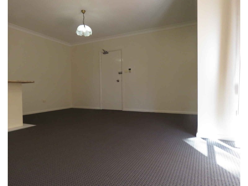4/217 Dunmore Street, Pendle Hill NSW 2145