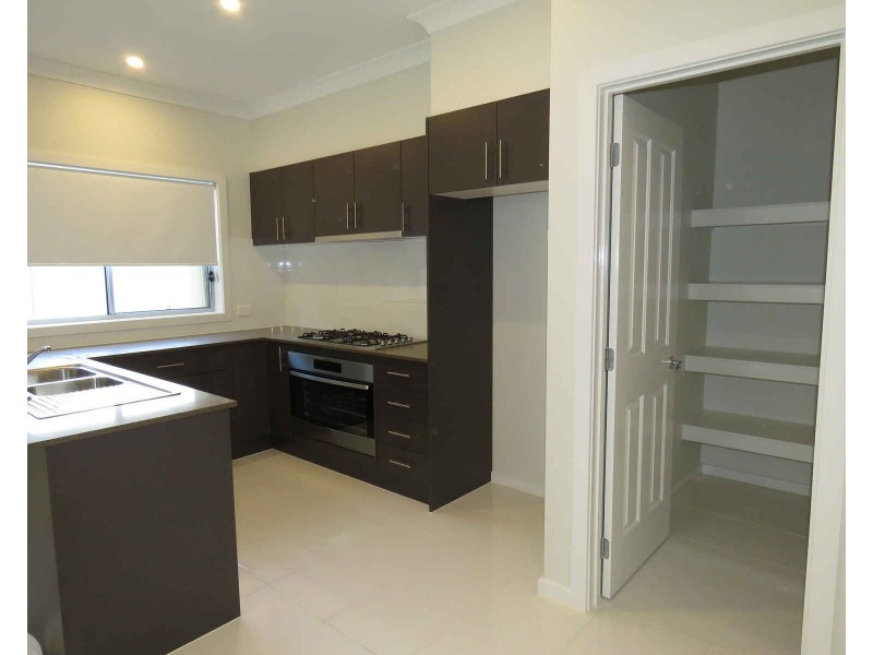 1/28 Carinya Road, Girraween NSW 2145