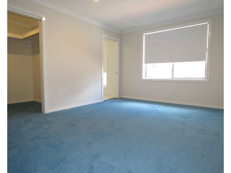 1/28 Carinya Road, Girraween NSW 2145