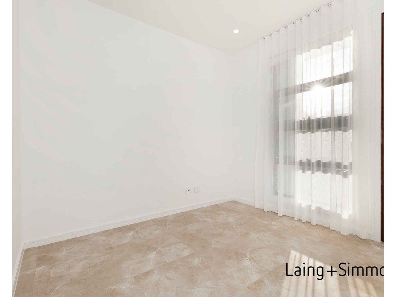 5 Oramzi Road, Girraween NSW 2145