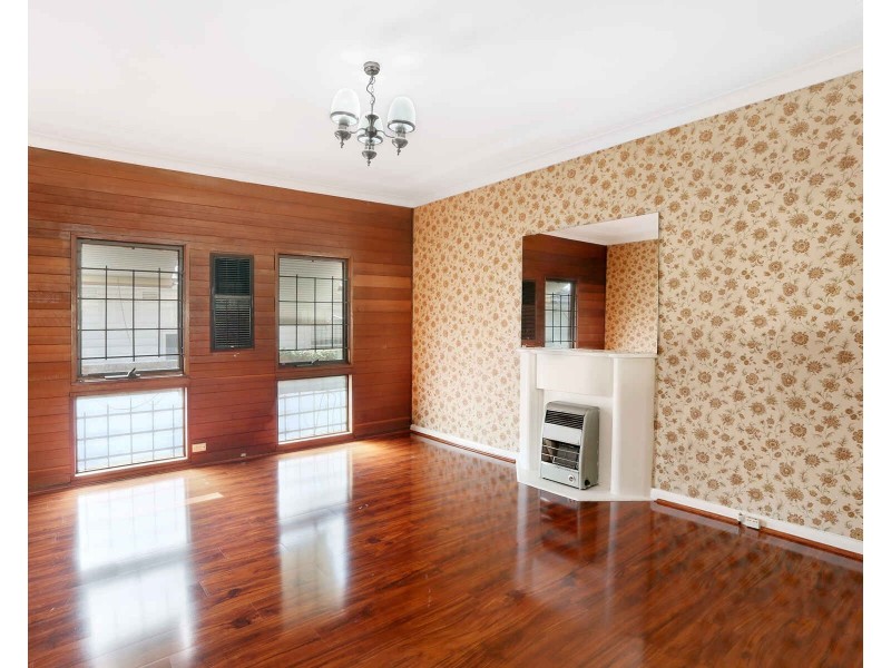 36 Moree Avenue, Westmead NSW 2145