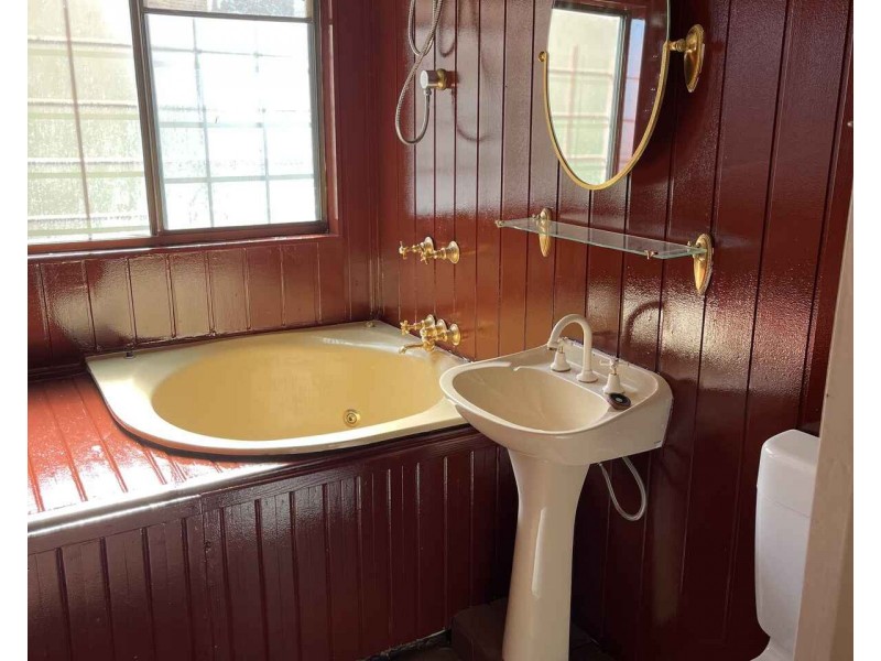 36 Moree Avenue, Westmead NSW 2145