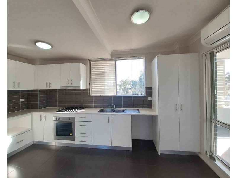 4/77 Wentworth Avenue, Wentworthville NSW 2145