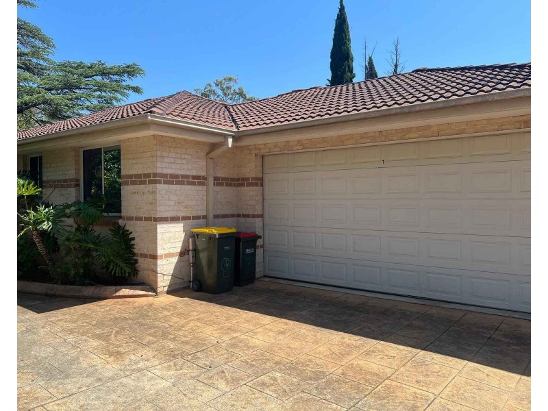 1/1 Kenneth Avenue, Baulkham Hills NSW 2153