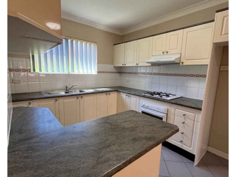 15/211-215 Dunmore Street, Wentworthville NSW 2145