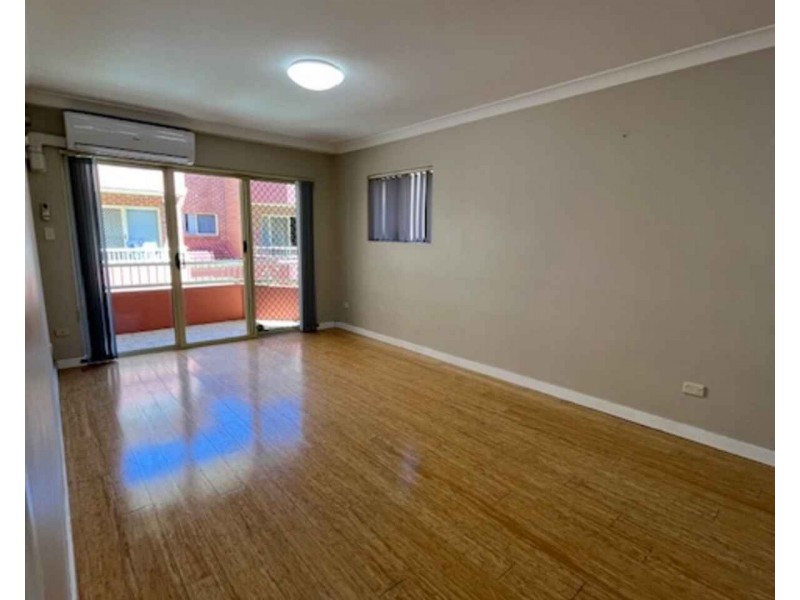 15/211-215 Dunmore Street, Wentworthville NSW 2145