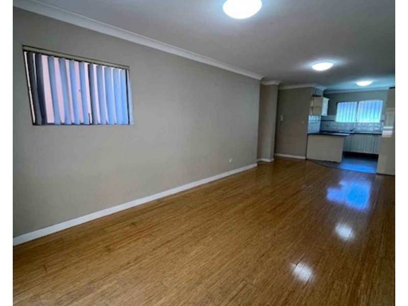 15/211-215 Dunmore Street, Wentworthville NSW 2145
