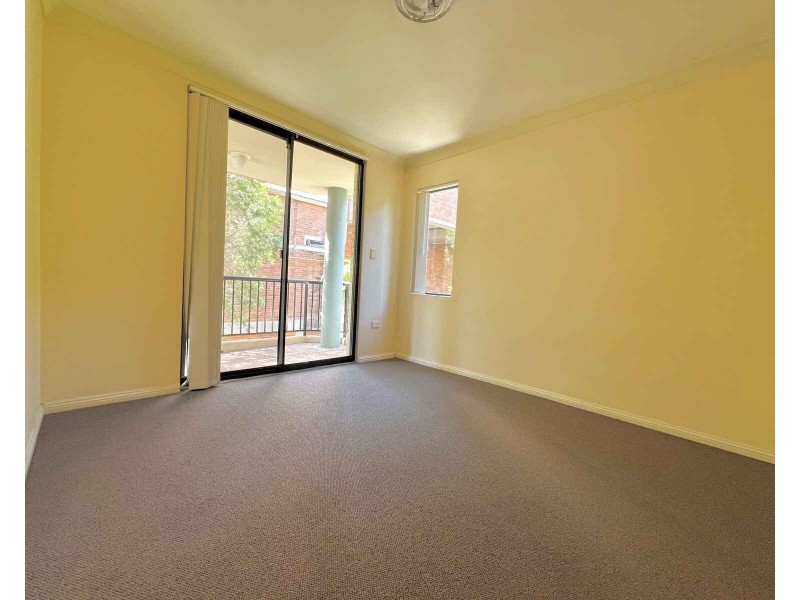 8/66 Stapleton Street, Pendle Hill NSW 2145