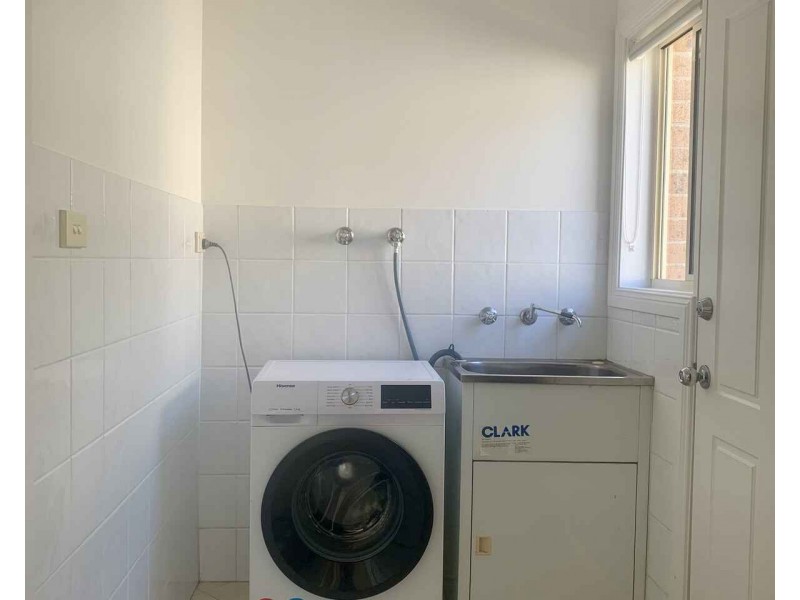 8/21 Fullagar Road, Wentworthville NSW 2145