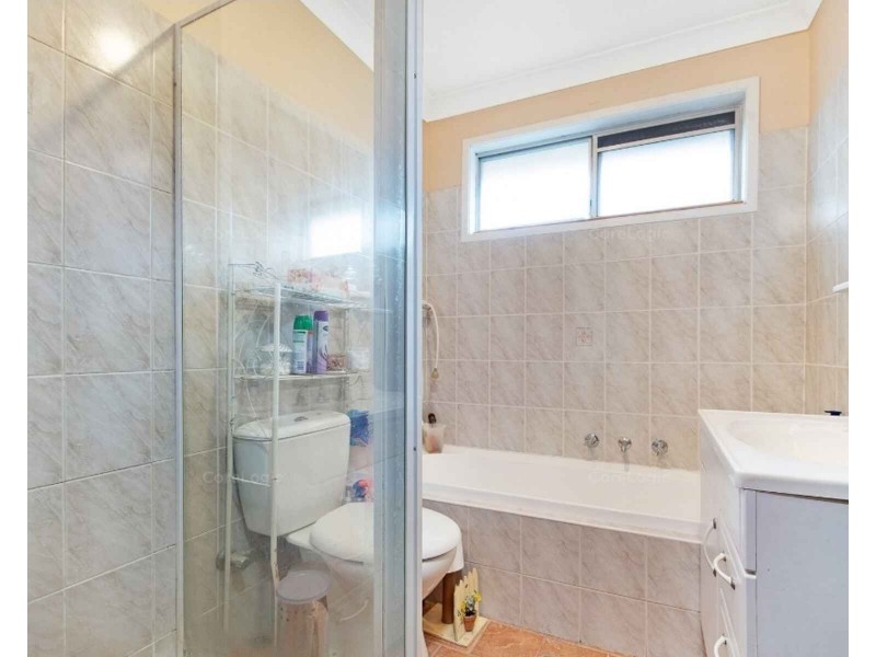 54 Columbia Rd, Seven Hills NSW 2147