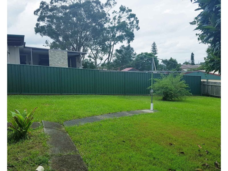 54 Columbia Rd, Seven Hills NSW 2147