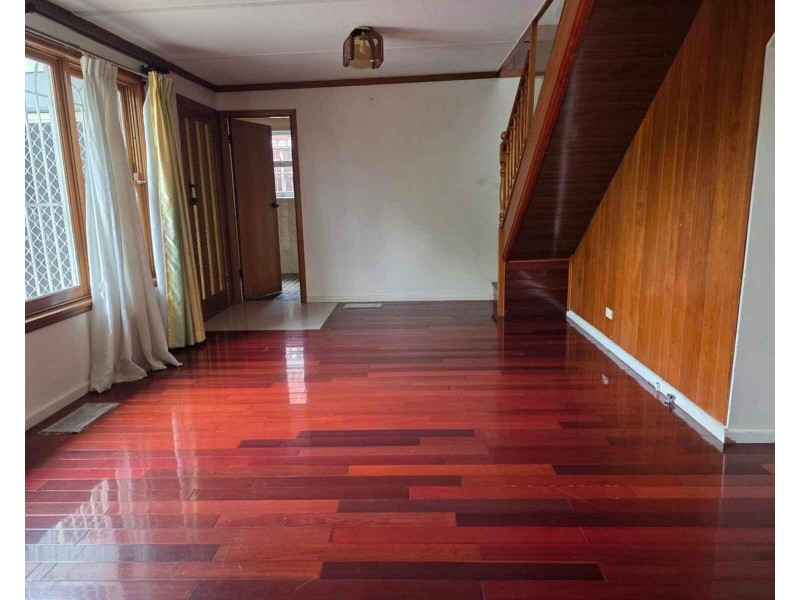 18 Lyle Street, Girraween NSW 2145