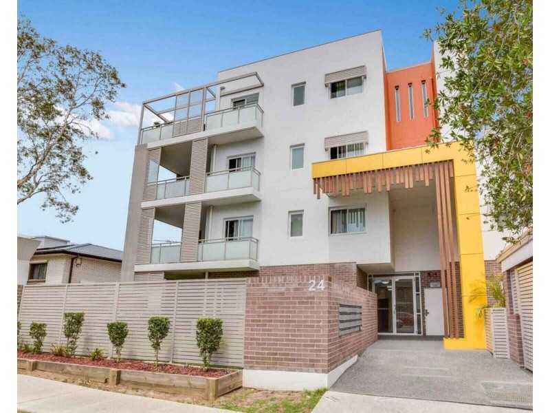 3/24 Smythe Street, Merrylands NSW 2160