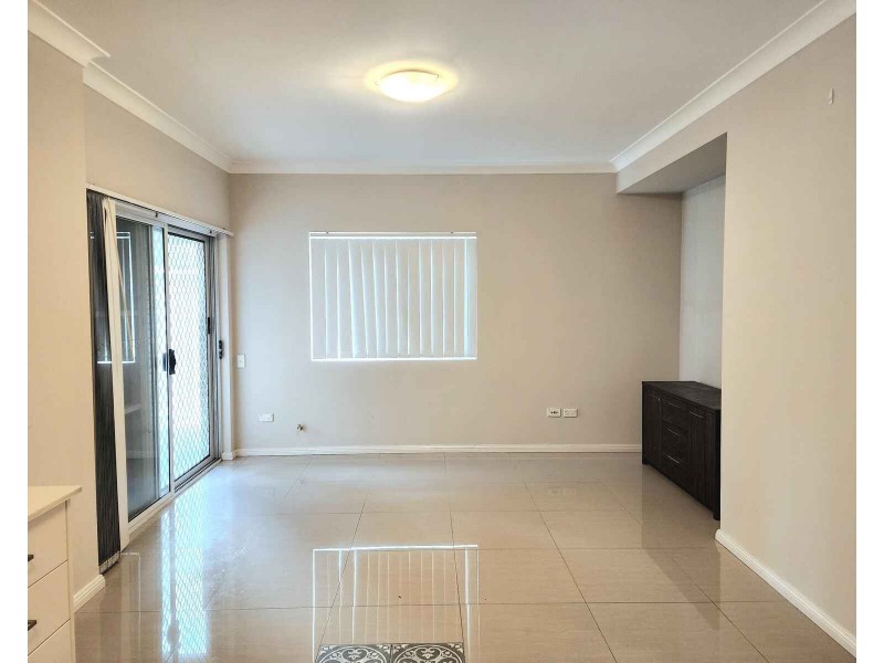 3/24 Smythe Street, Merrylands NSW 2160