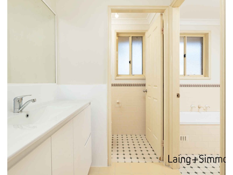 43B Bingara Crescent, Baulkham Hills NSW 2153