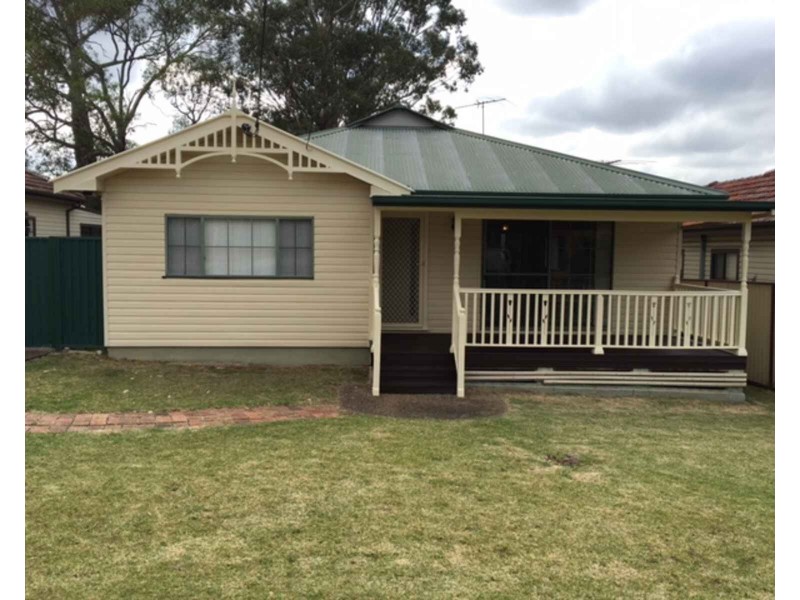 11 Jewelsford Road, Wentworthville NSW 2145