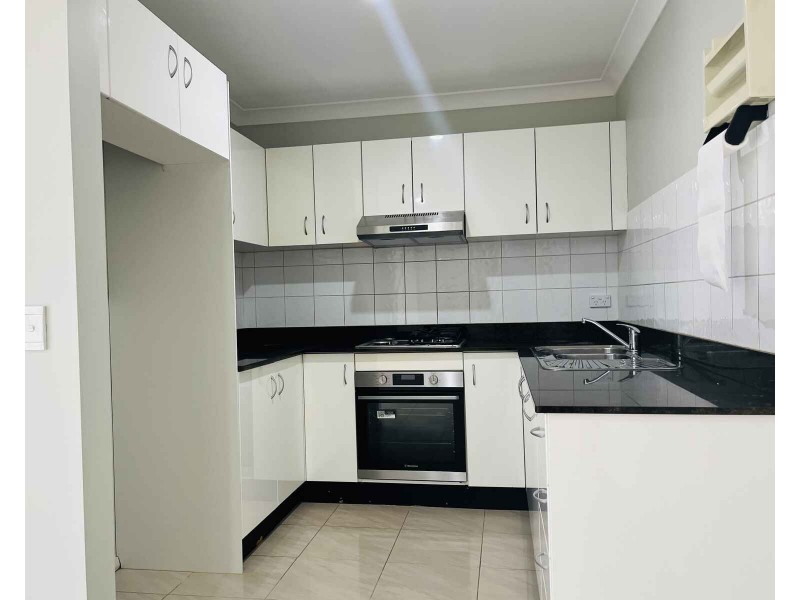 32/6-10 Ettalong Road, Greystanes NSW 2145