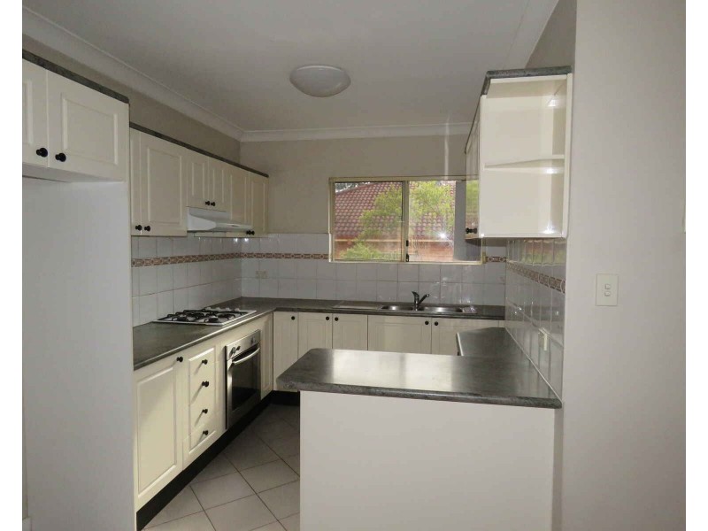 10/211-215 Dunmore Street, Wentworthville NSW 2145