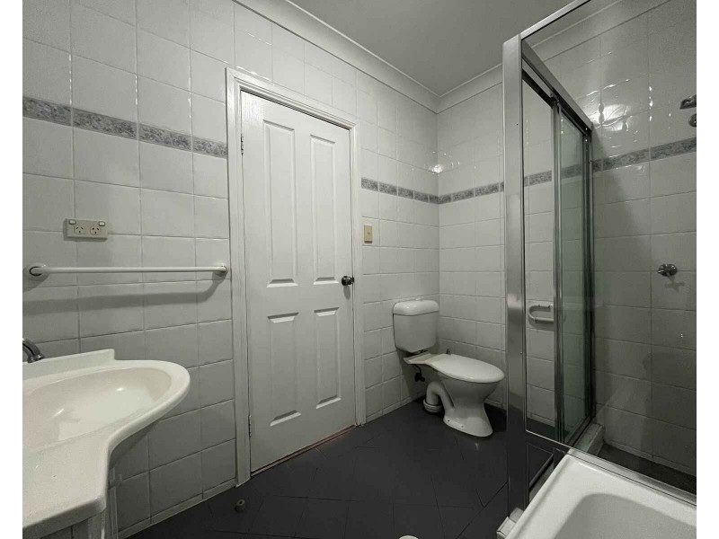 10/211-215 Dunmore Street, Wentworthville NSW 2145