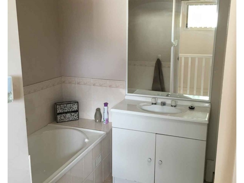 9/167 Targo Road, Girraween NSW 2145